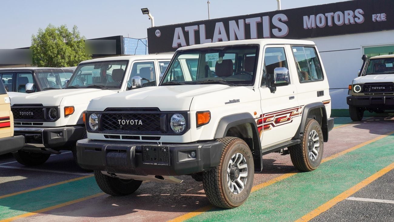 Toyota Land Cruiser 70 HT VXR LX 4.0L V6 A/T