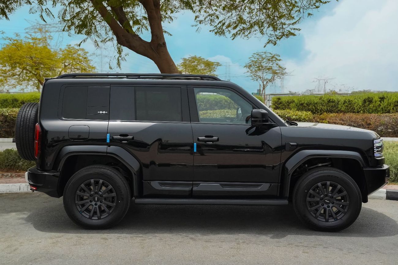 BYD Leopard 5 2025 BYD Leopard 5 Ultra Intelligent Drive Black in Blue 0km