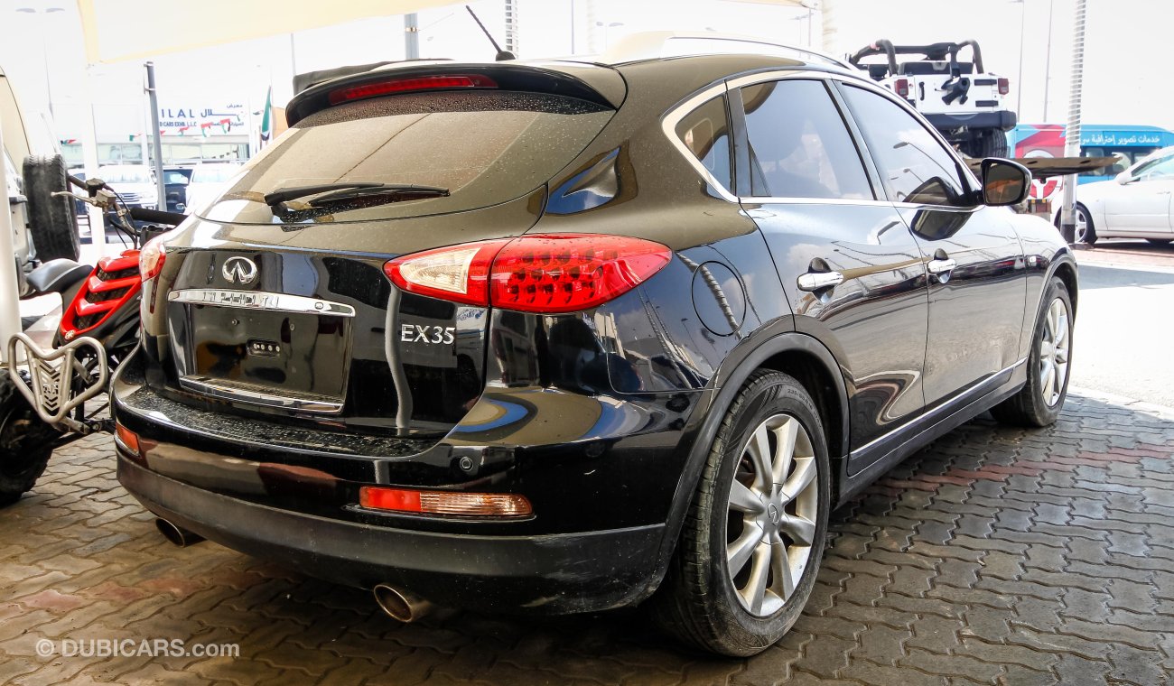 Infiniti EX35