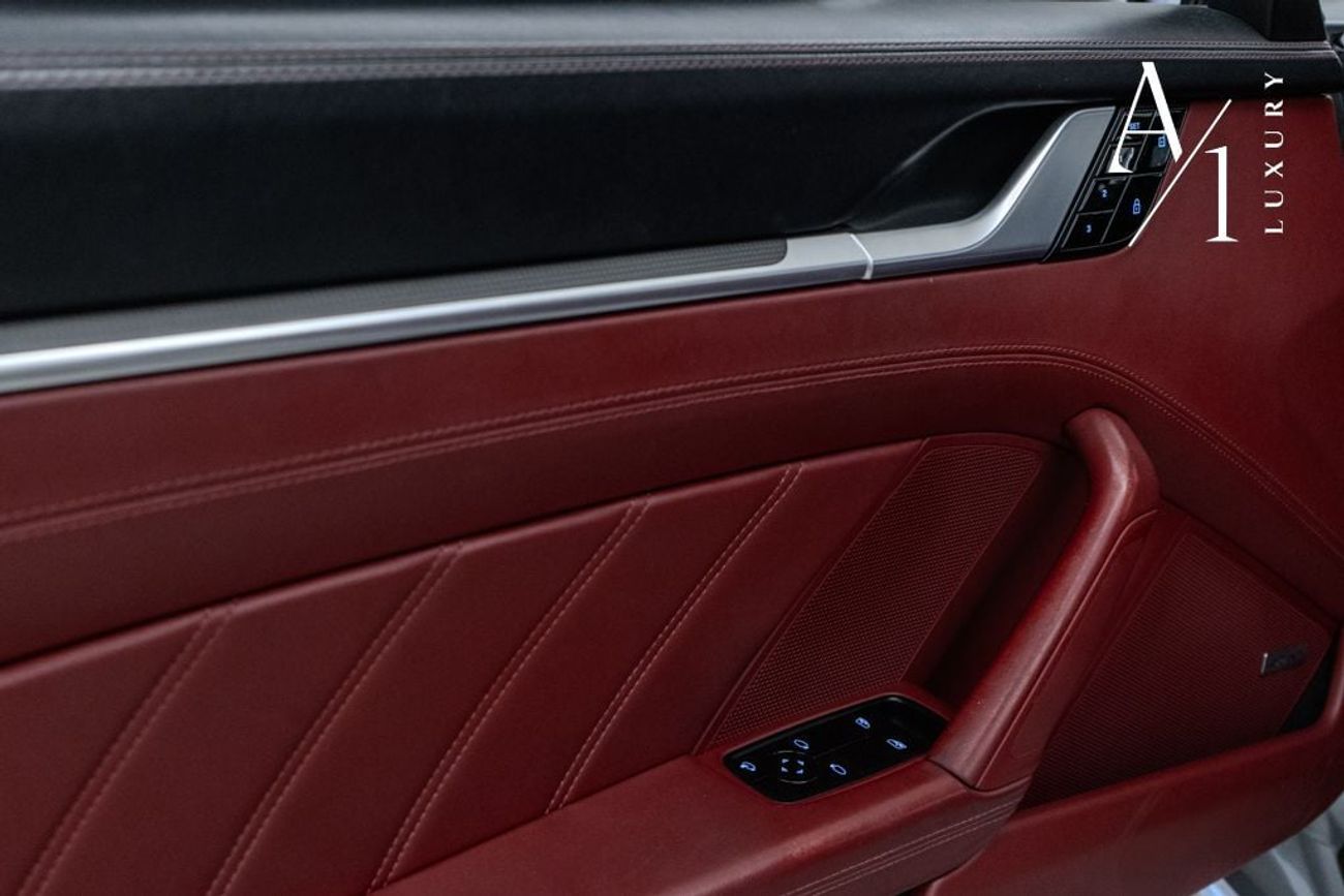 Porsche 911 Turbo S 3.8L (640 HP) Coupe 2020 Porsche 911, Warranty, Full Service History, Sport Chrono Package,