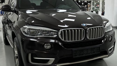 BMW X5 35i Exclusive GCC .. FSH .. Perfect Condition .. V6 .. Full Options