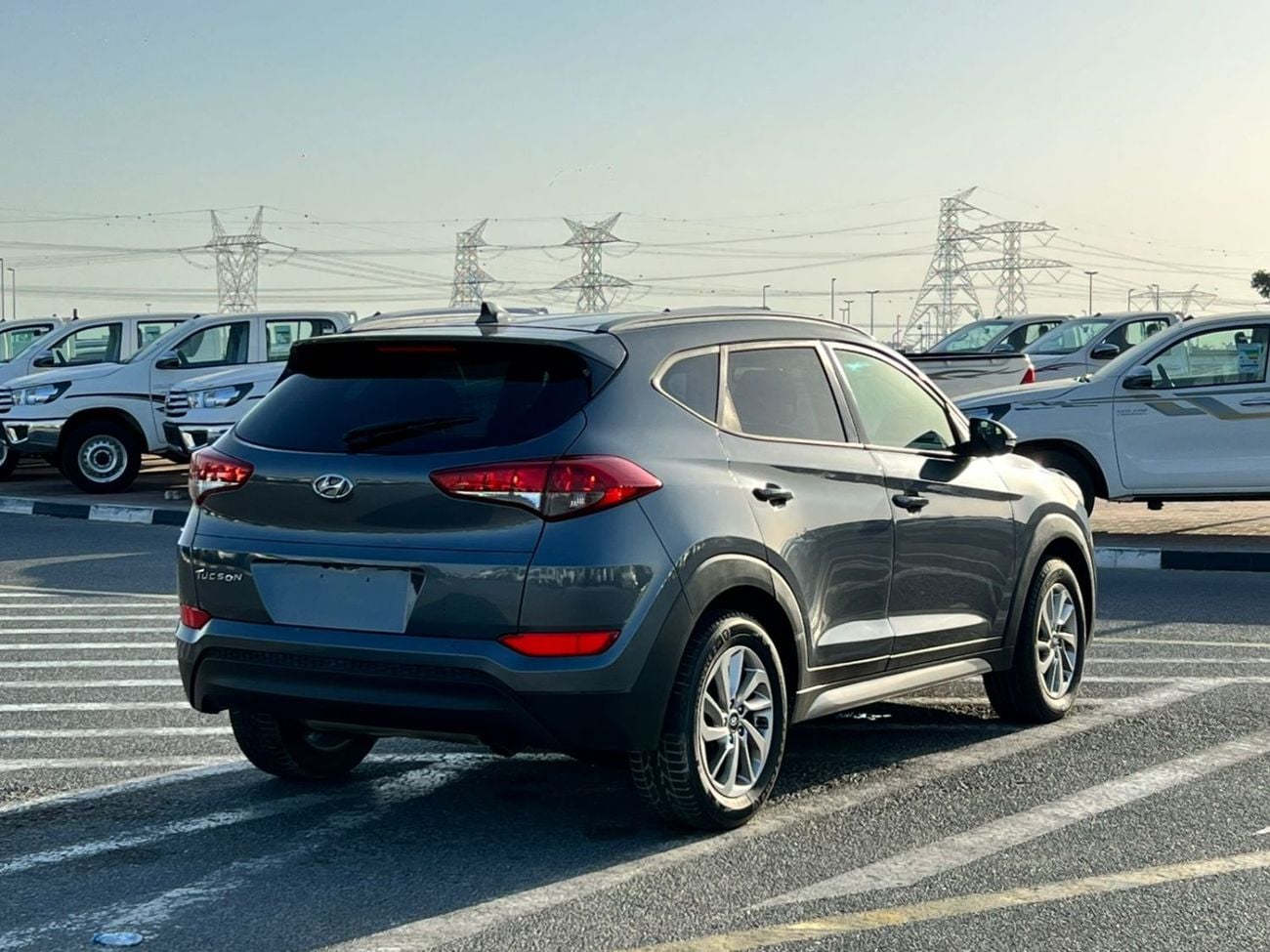 هيونداي توسون 2018 Hyundai Tucson SEL+ 2.0L V4 -  AWD 4x4 - Rear Camera - Leather Seat