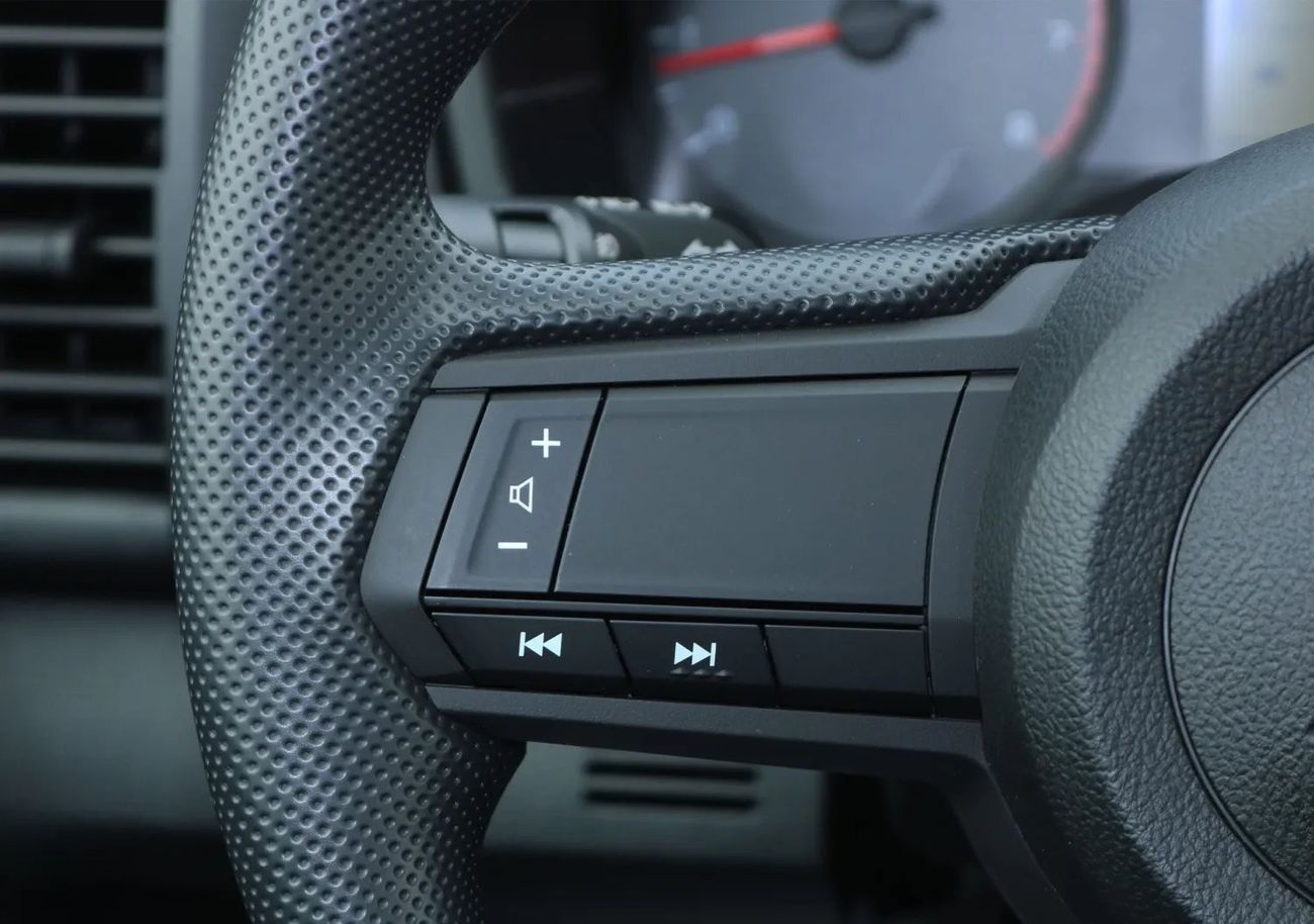 ميتسوبيشي L200 Triton GLX 4WD 2.4L Petrol MT High Line