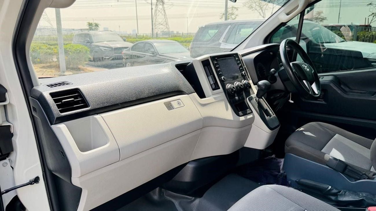 تويوتا هاياس 