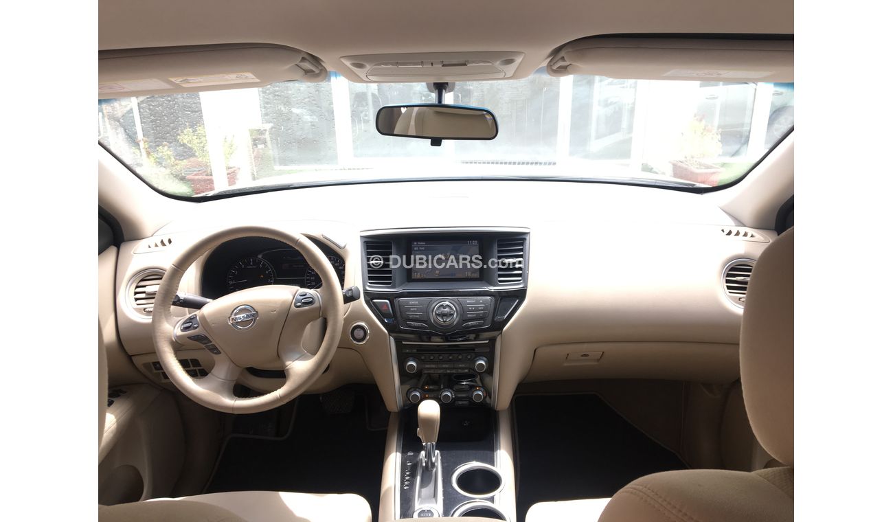 نيسان باثفايندر نحن نقدم : * خدمات تمويل السيارات على البنوك * ضمان ممدد * خدمات التسجيل / التصدير