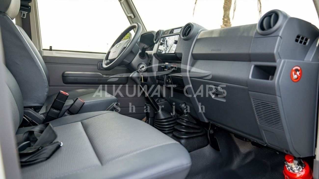 Toyota Land Cruiser Pick Up TOYOTA LAND CRUISER LC79DC 4.0P MT MY2023