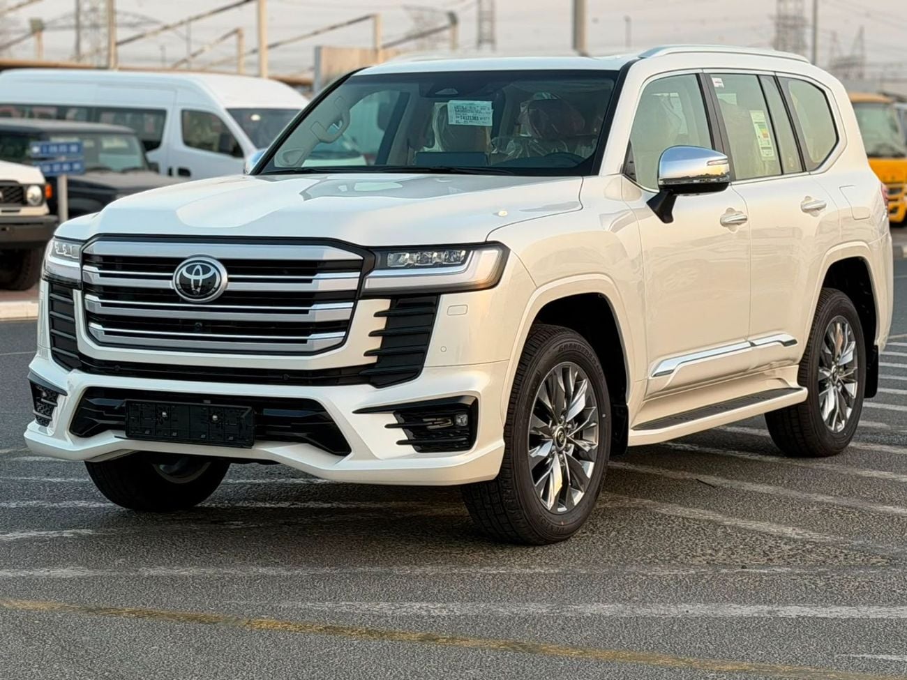 Toyota Land Cruiser VXR FUTTAIM SPECS