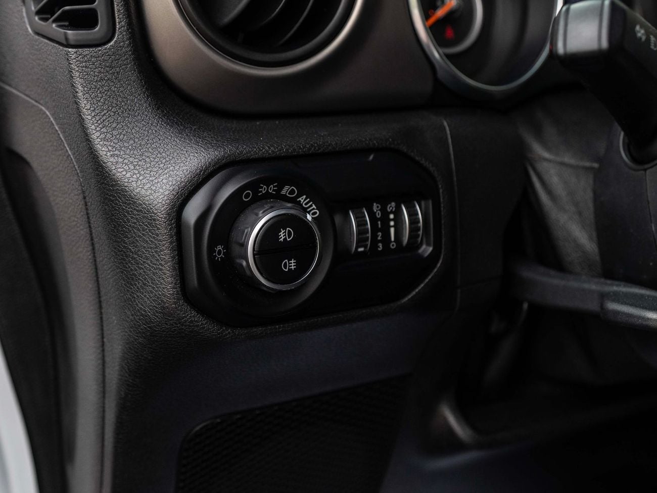 جيب رانجلر Unlimited Sport 3.6L A/T