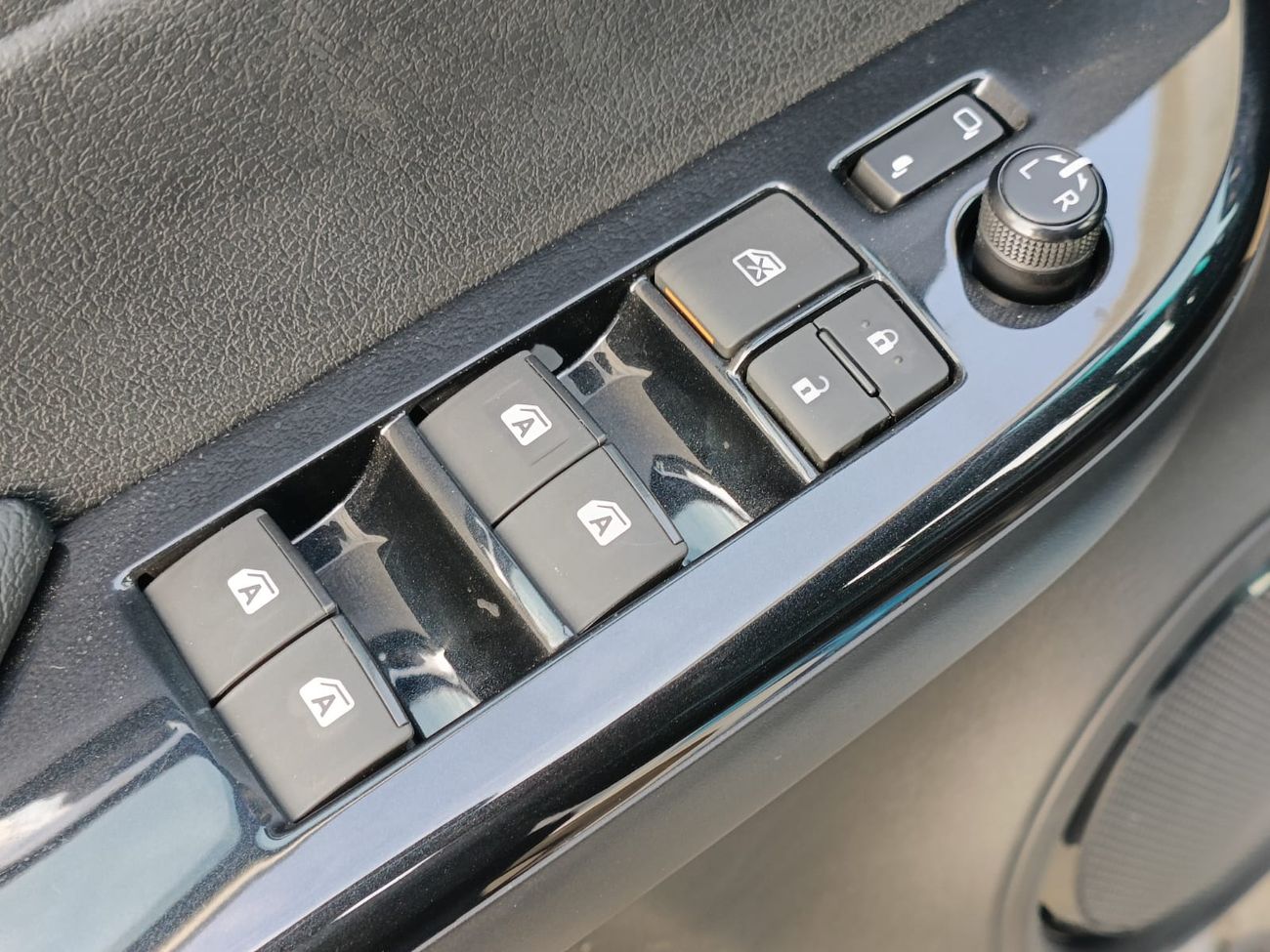 Toyota Hilux ADVENTURE, 4.0L PETROL, A/T, 360 CAMERA, SPECIAL OFFER  (CODE #  24780)