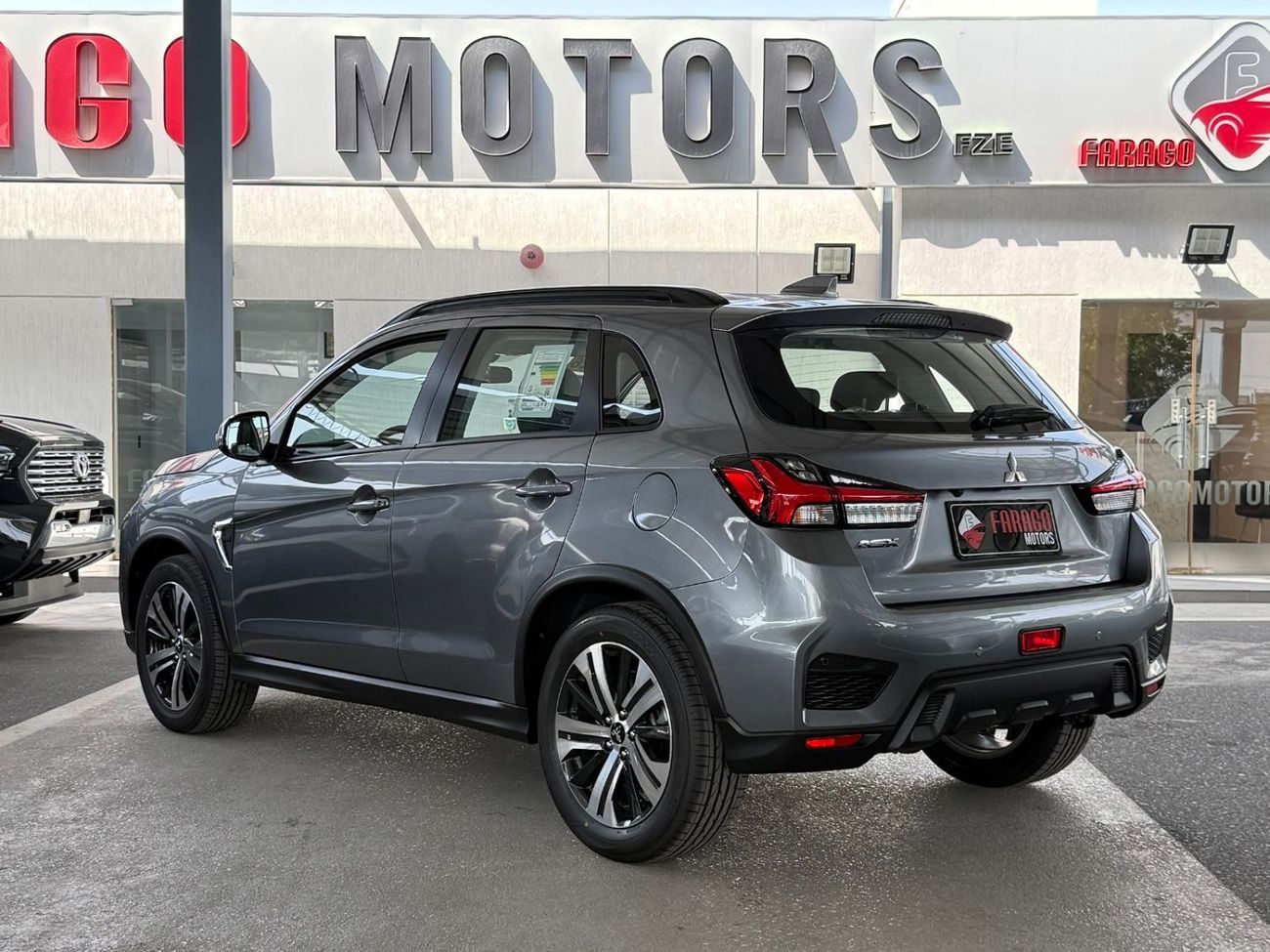 Mitsubishi ASX 2.0 LUXURY 4WD PANORAMA **EXPORT ONLY**التصدير فقط خارج الخليج***