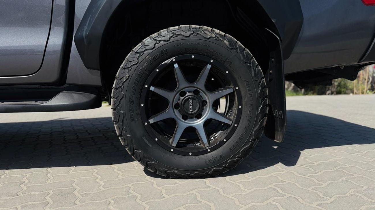 تويوتا هيلوكس -