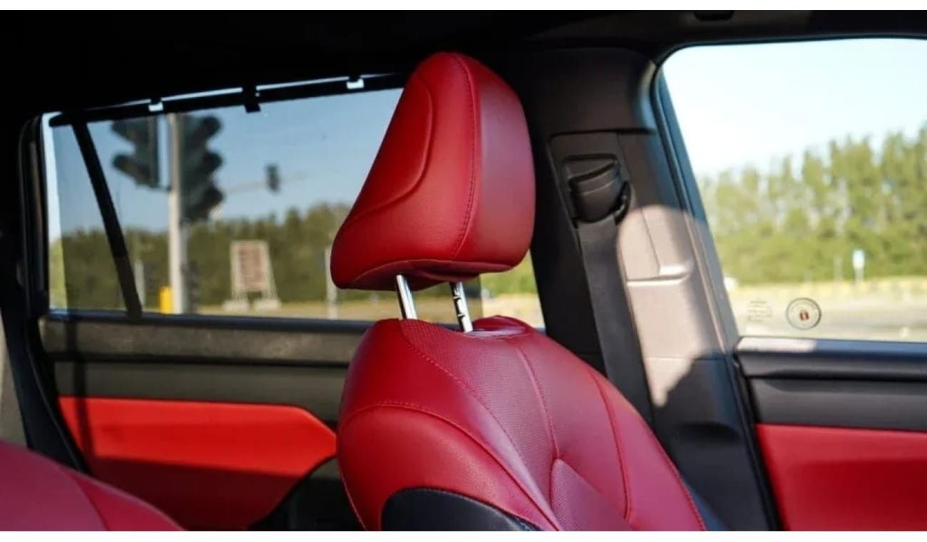 Toyota Highlander 3years warranty, 2 years free service, free registration, contact number 0507273386