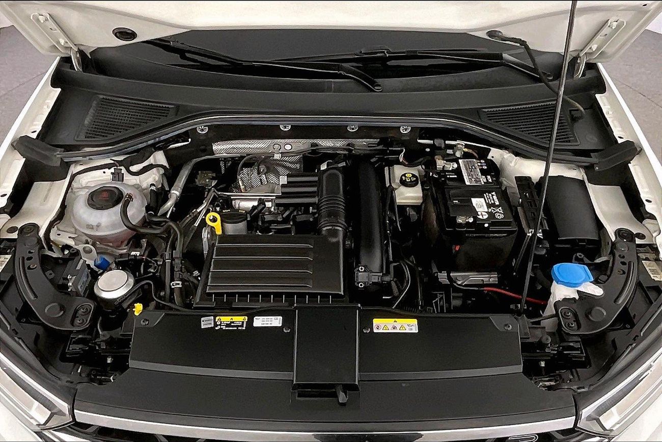 Volkswagen T ROC R-Line | Guaranteed Warranty | 0 Down Payment