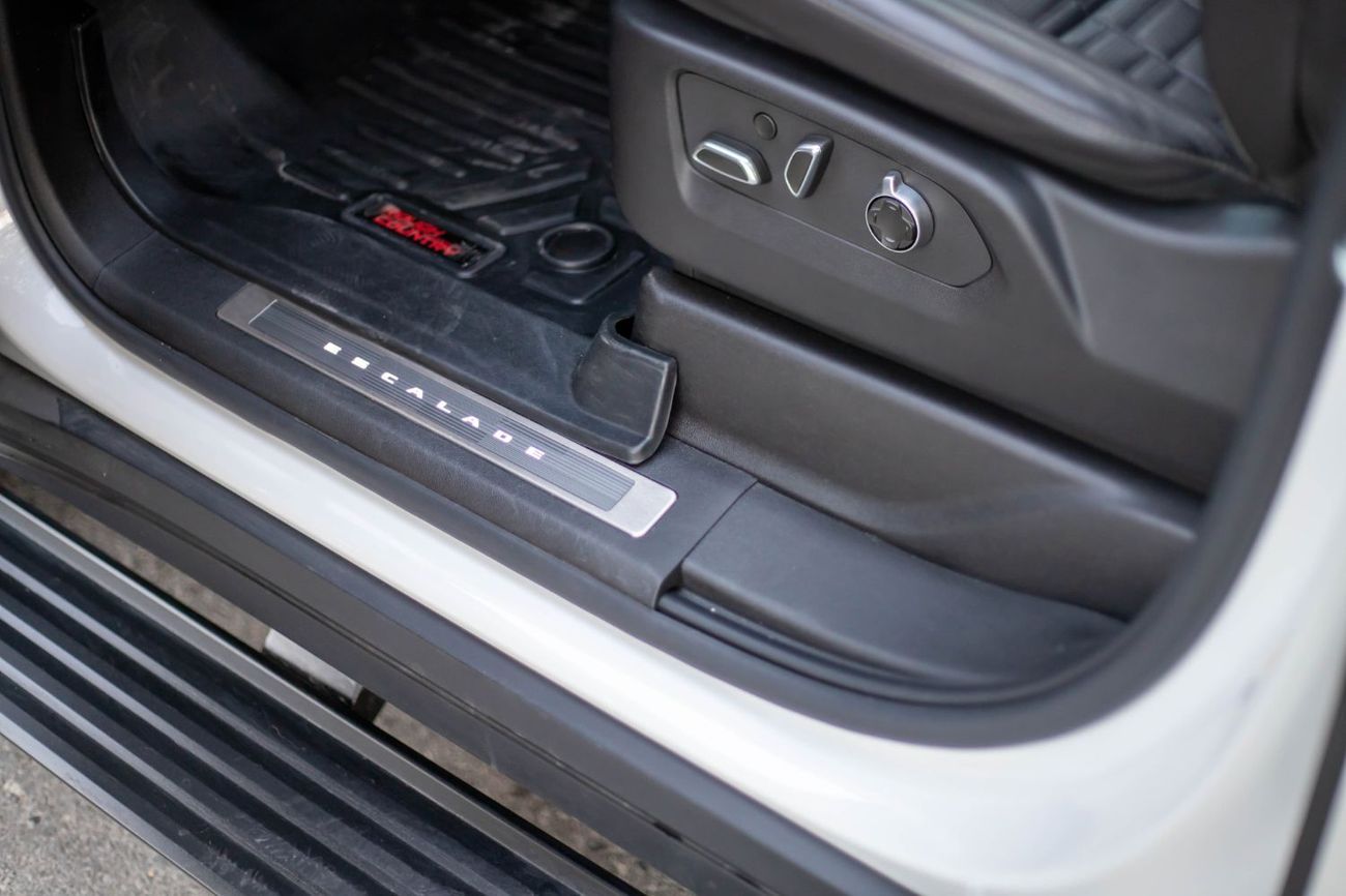 Cadillac Escalade Escalade-V 6.2L