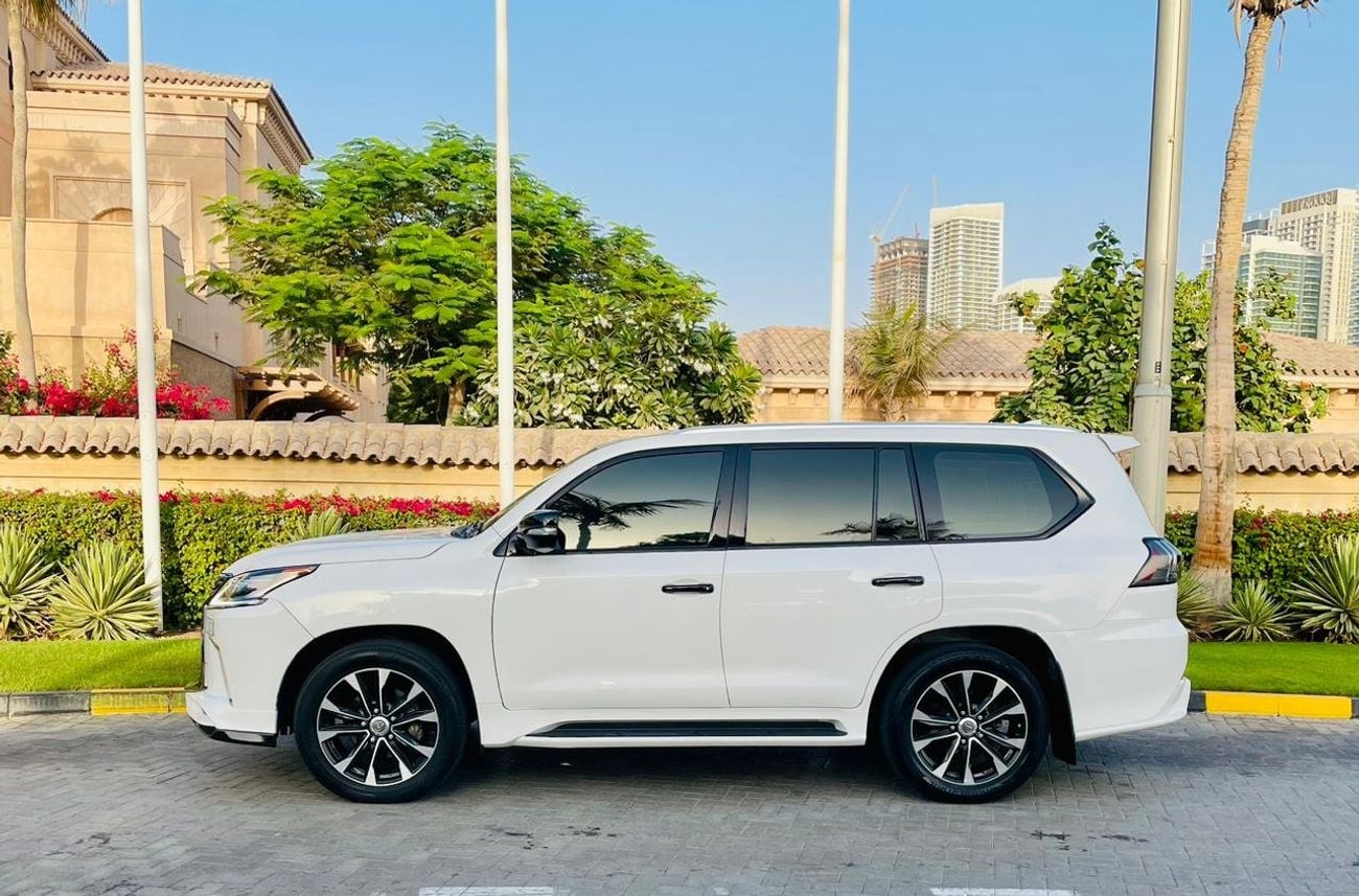 Lexus LX570 SIGNATURE