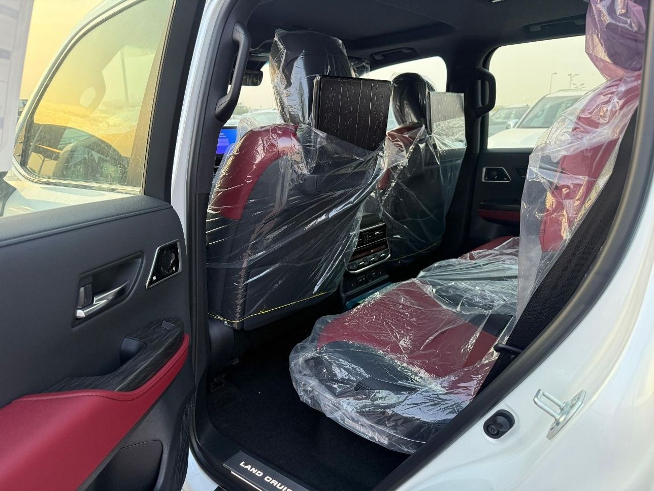 Toyota Land Cruiser LAND CRUISER VXR 3.5L HYBRID 2025