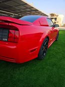 Ford Mustang Very Rare SALEEN clean title / full original 49000 kms only .