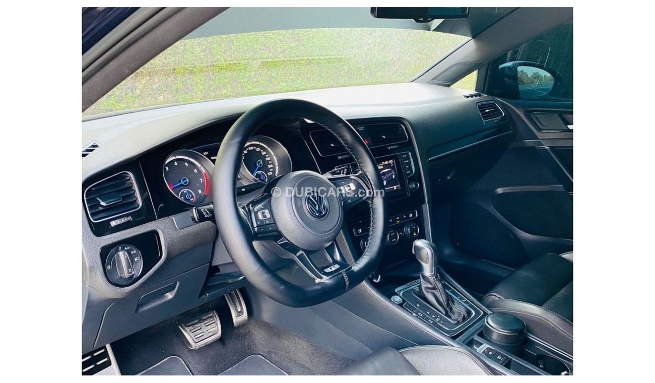 Volkswagen Golf VOLKSWAGEN GOLF R 2016 GCC full option perfect condition