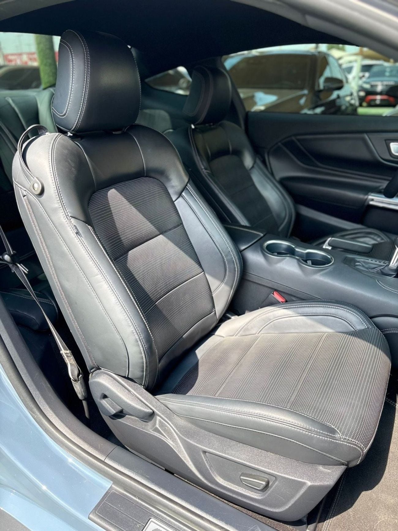 فورد موستانج GT Premium 5.0L (435 HP) Coupe A/T