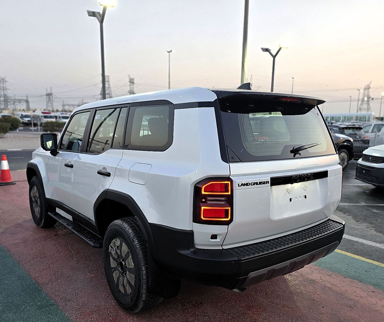 Toyota Prado Toyota land Cruiser Prado 4*4  2.4L Turbo A/T PETROL 2025 White color