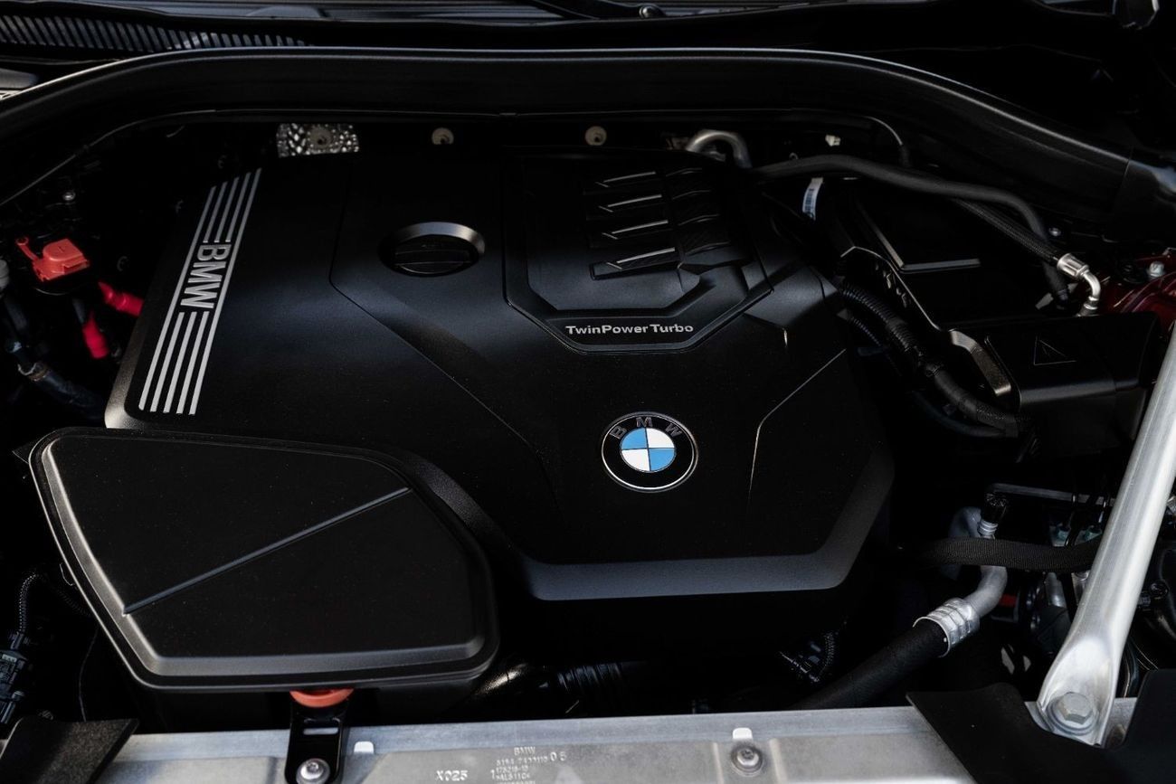 بي أم دبليو X4 xDrive30i M-Kit | AGMC | 4,700 P.M  | 0% Downpayment |