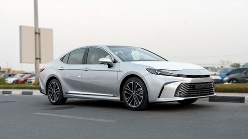 تويوتا كامري 2025 Toyota Camry Lumiere 2.5L AT Hybrid (Silver-Tan)