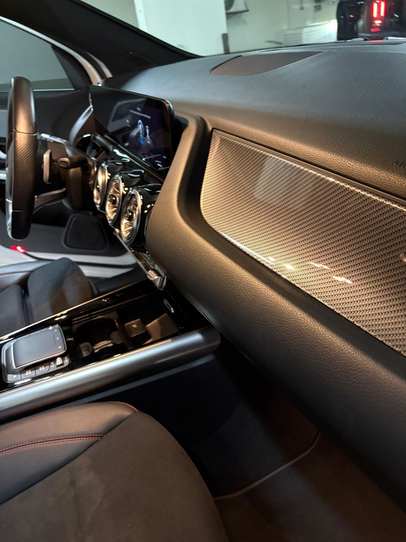 مرسيدس بنز GLA 200 Premium 1.4L ( CYL)