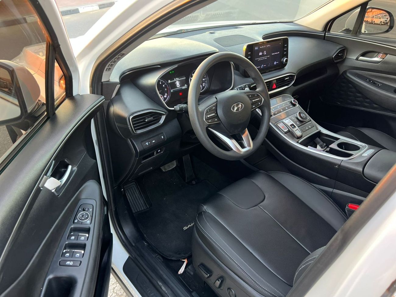 Hyundai Santa Fe 2022 Hyundai Santafe SEL  2.4L V4 - Rear Camera & Sensor - Leather Seats -