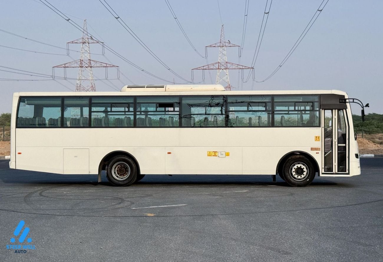 Ashok Leyland Falcon 5.7L – 64 Passenger Bus – Excellent Condition