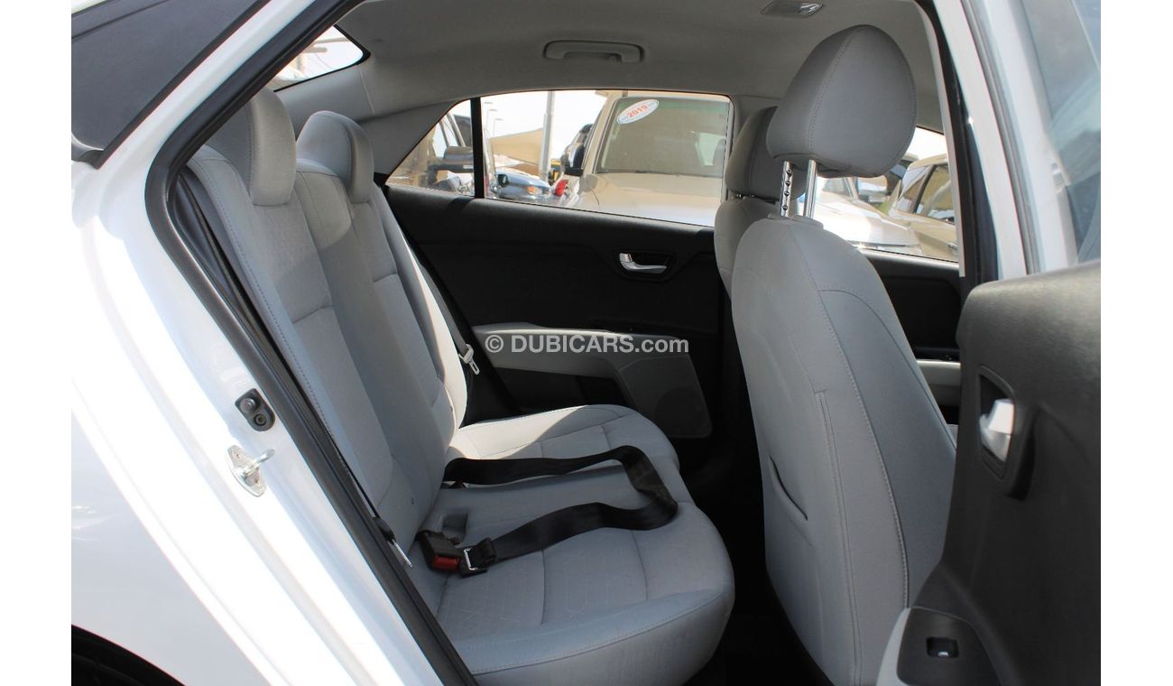 كيا ريو EX مكينة 1400 سي سي - السيارة خليجي - بحالة ممتازة من الداخل والخارج - صبغة وكالة - خالية من الحوادث