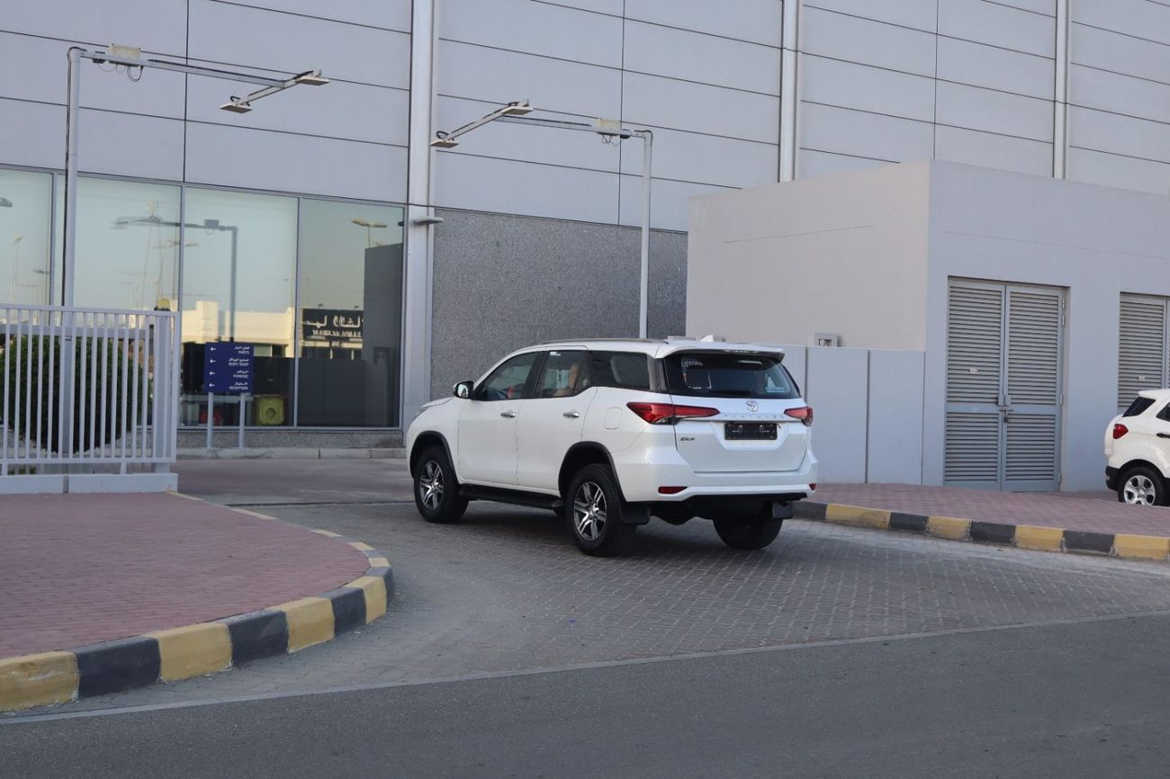 تويوتا فورتونر EXR 2.7L (160 HP)