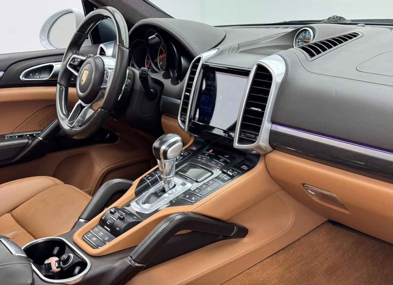 Porsche Cayenne GTS 3.6L 2016 Porsche Cayenne GTS, Full Service History, Excellent Condition, GCC