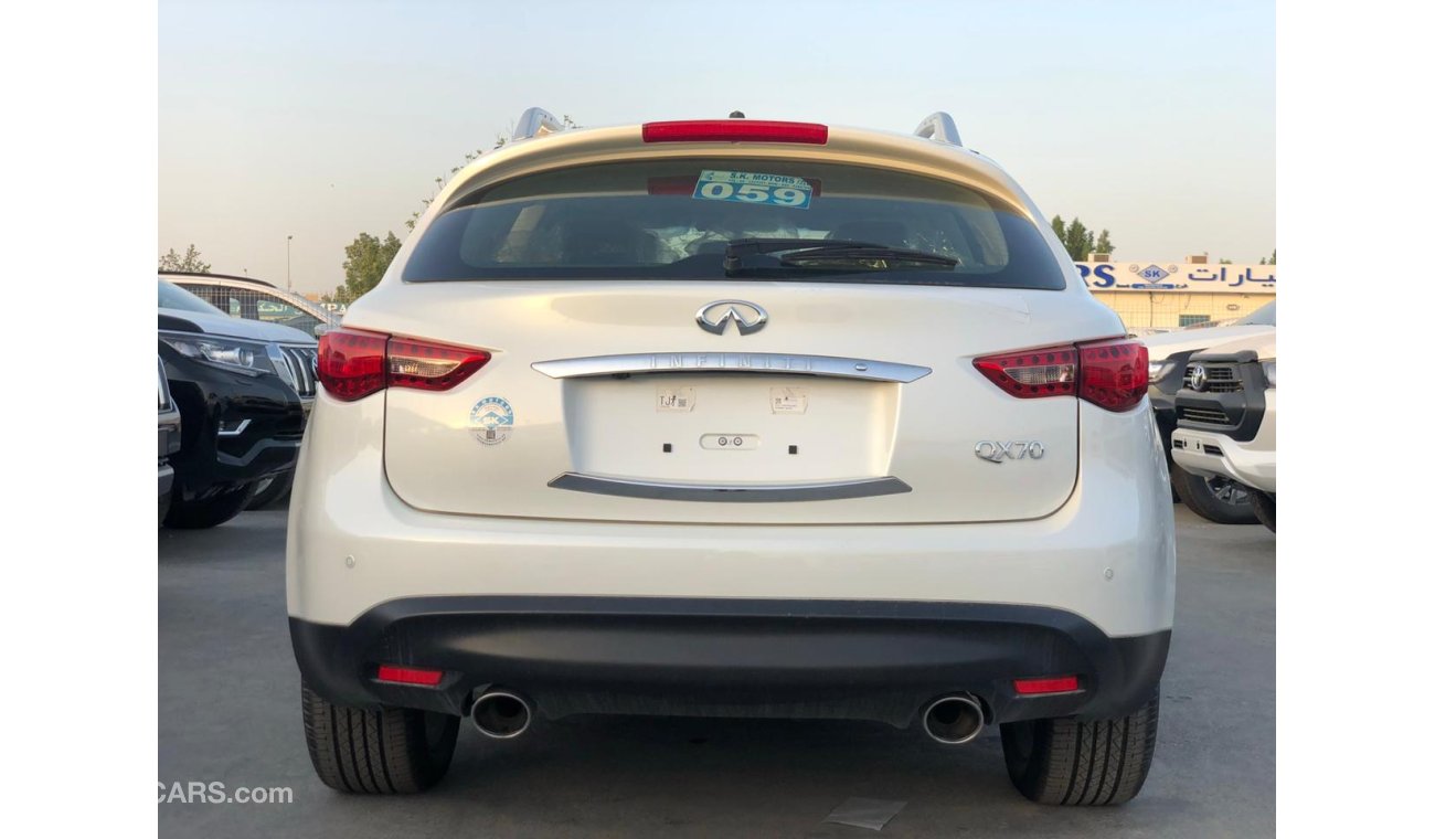 إنفينيتي QX70 3.7L ENGINE,V6, FULL OPTION, FOR BOTH LOCAL AND EXPORT