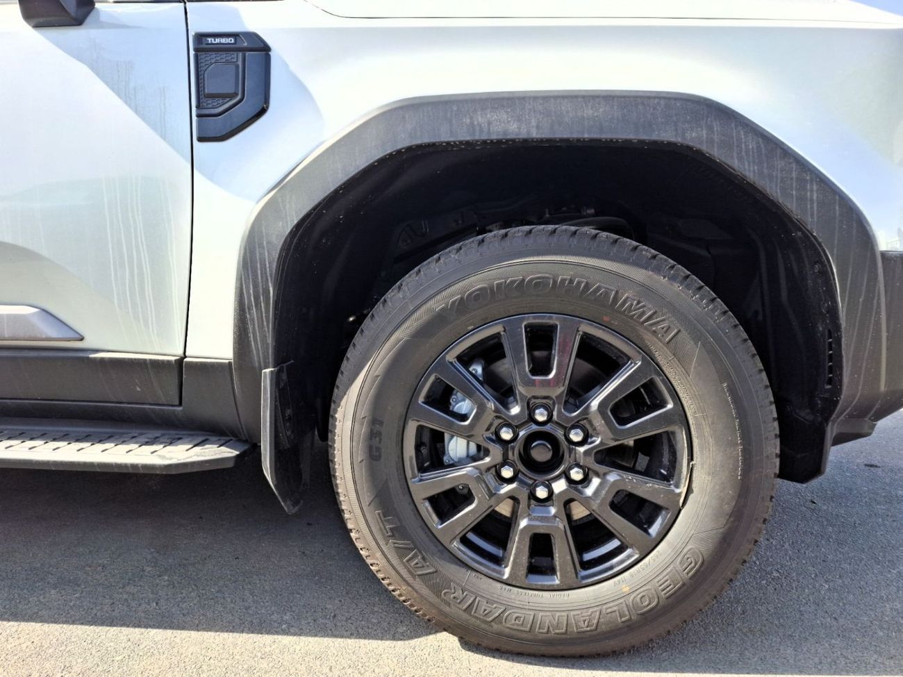 Toyota Prado Toyota Prado 2.4L 2024 GCC White Petrol All Rounder