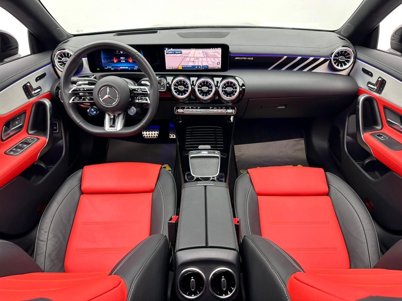 Mercedes-Benz CLA 35 AMG 2025 Mercedes-Benz CLA 35 AMG, 5 Year Mercedes Warranty + Service Contract, Excellent Condition, GCC