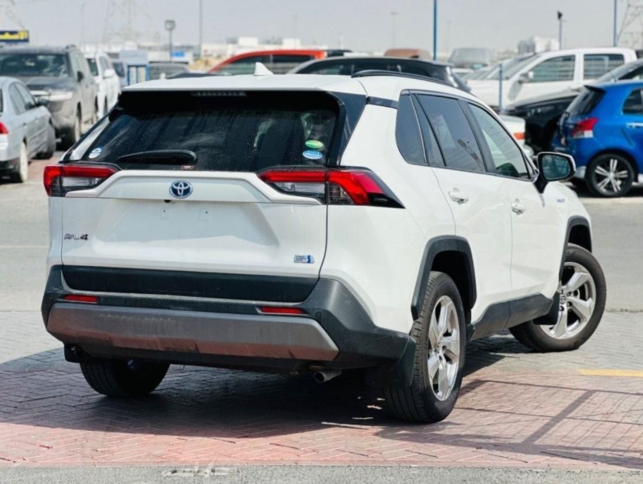 Toyota RAV4 LE