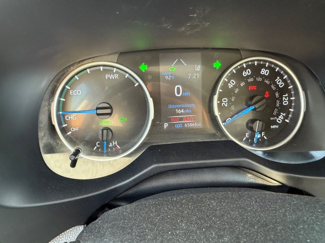 Toyota RAV4 VXR HEV 2.5L (219 HP) AWD