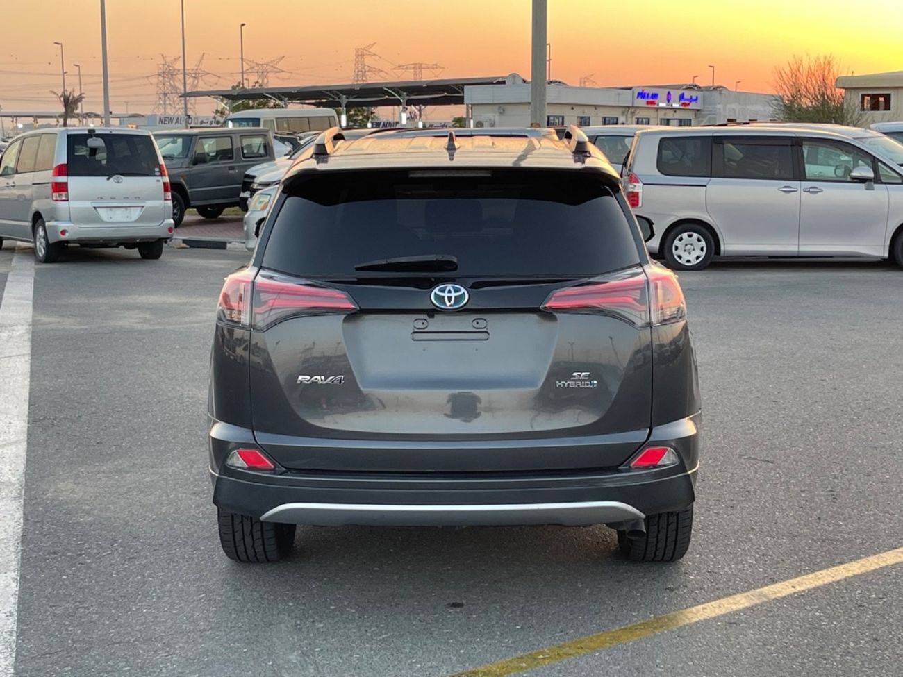 Toyota RAV4 2018 TOYOTA RAV4 SE HYBRID FULL OPTIONS IMPORTED FROM USA