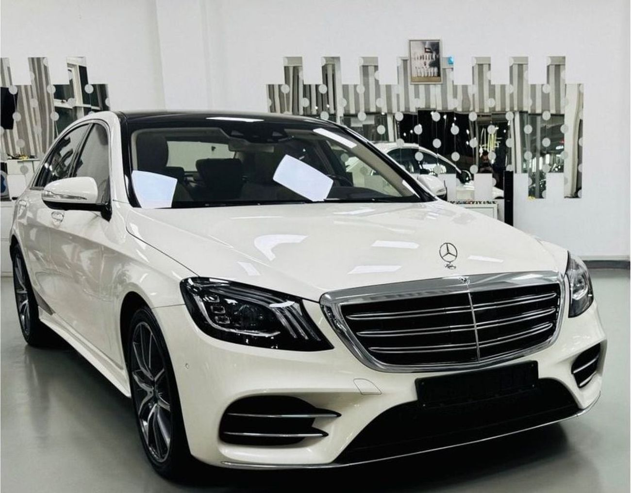 Mercedes-Benz S 560 Exclusive Edition GCC .. FSH .. Low Milegea .. Perfect Condition