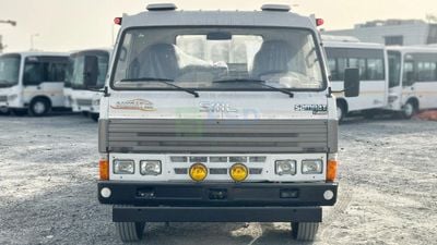 SML Isuzu Samrat T3500 Truck SML ISUZU Samrat T3500 Truck 3.5L 4x2 MT MY-2025