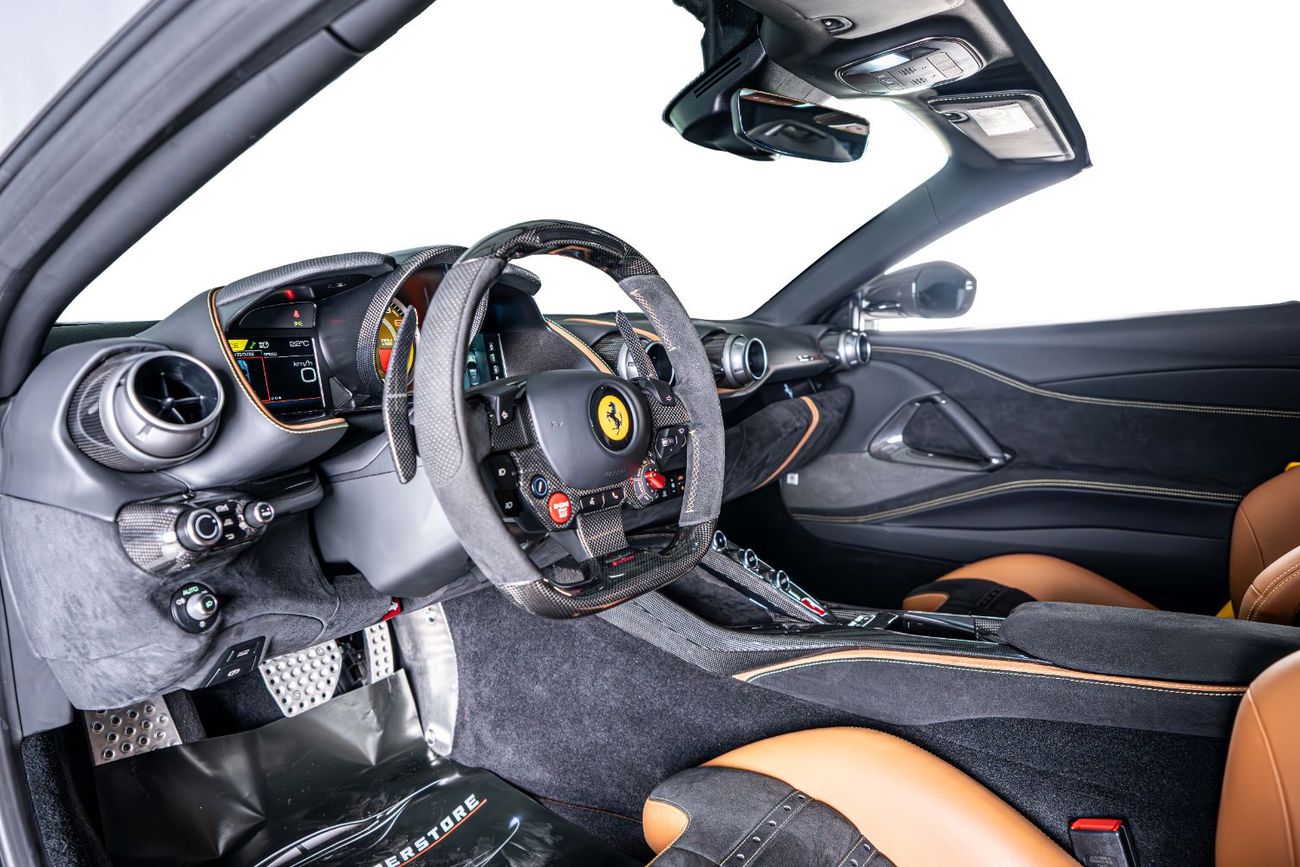 فيراري 812 GTS 