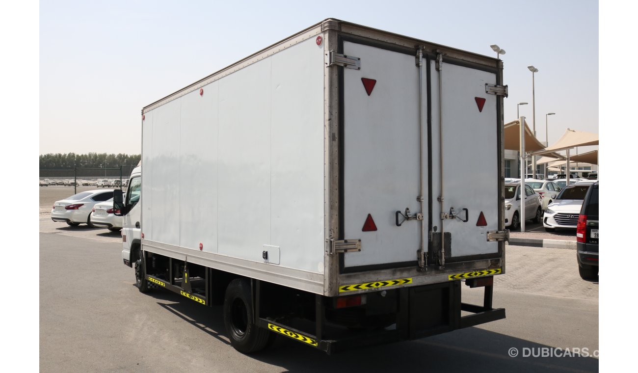 Mitsubishi Canter REFRIGERATED TRUCK WITH INSULATED BOX 2014 WITH GCC SPECS