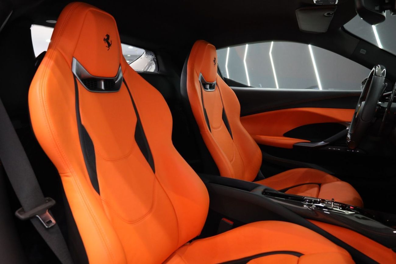 Ferrari 296 GTB 3.0T V6 PHEV Apple CarPlay, JBL Audio, Carbon Fiber Ext/Int, Dealer Warranty + Service!!