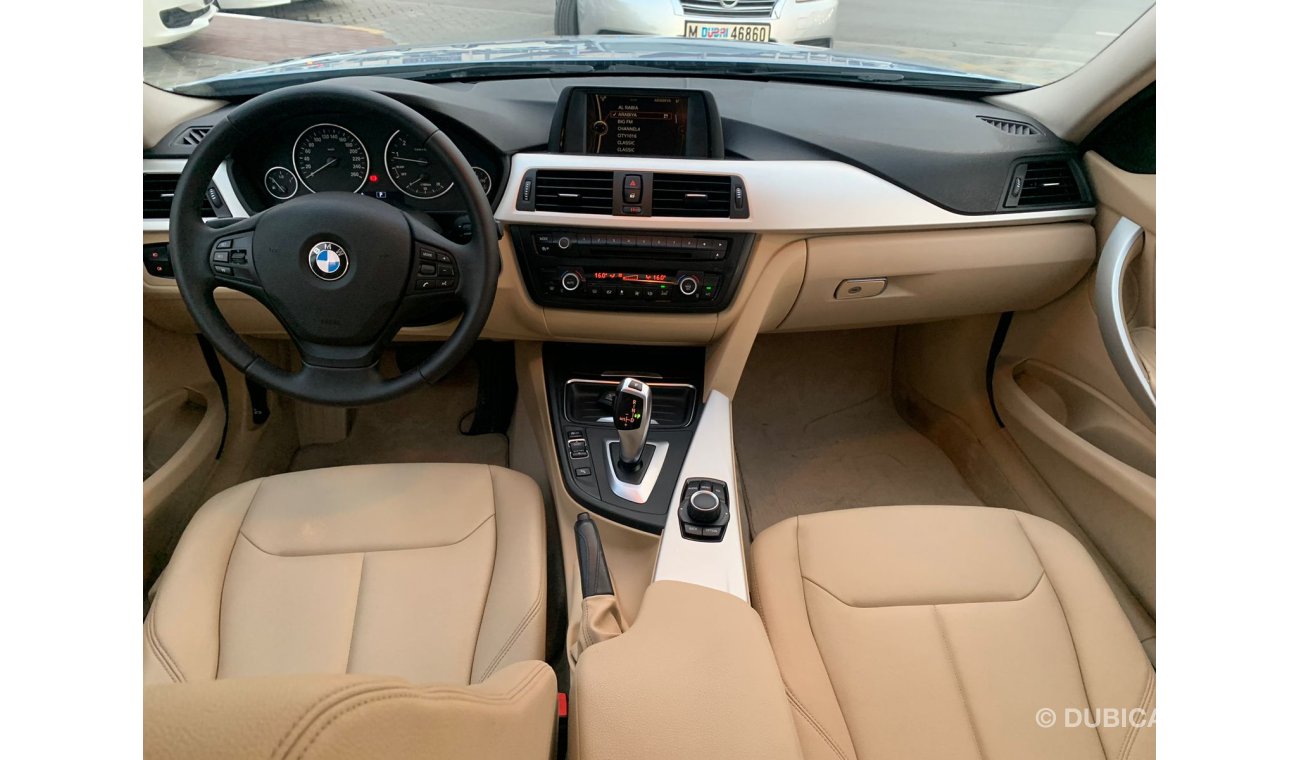 BMW 320i BMW I 320_Gcc_2014_Excellent_Condition _Full option