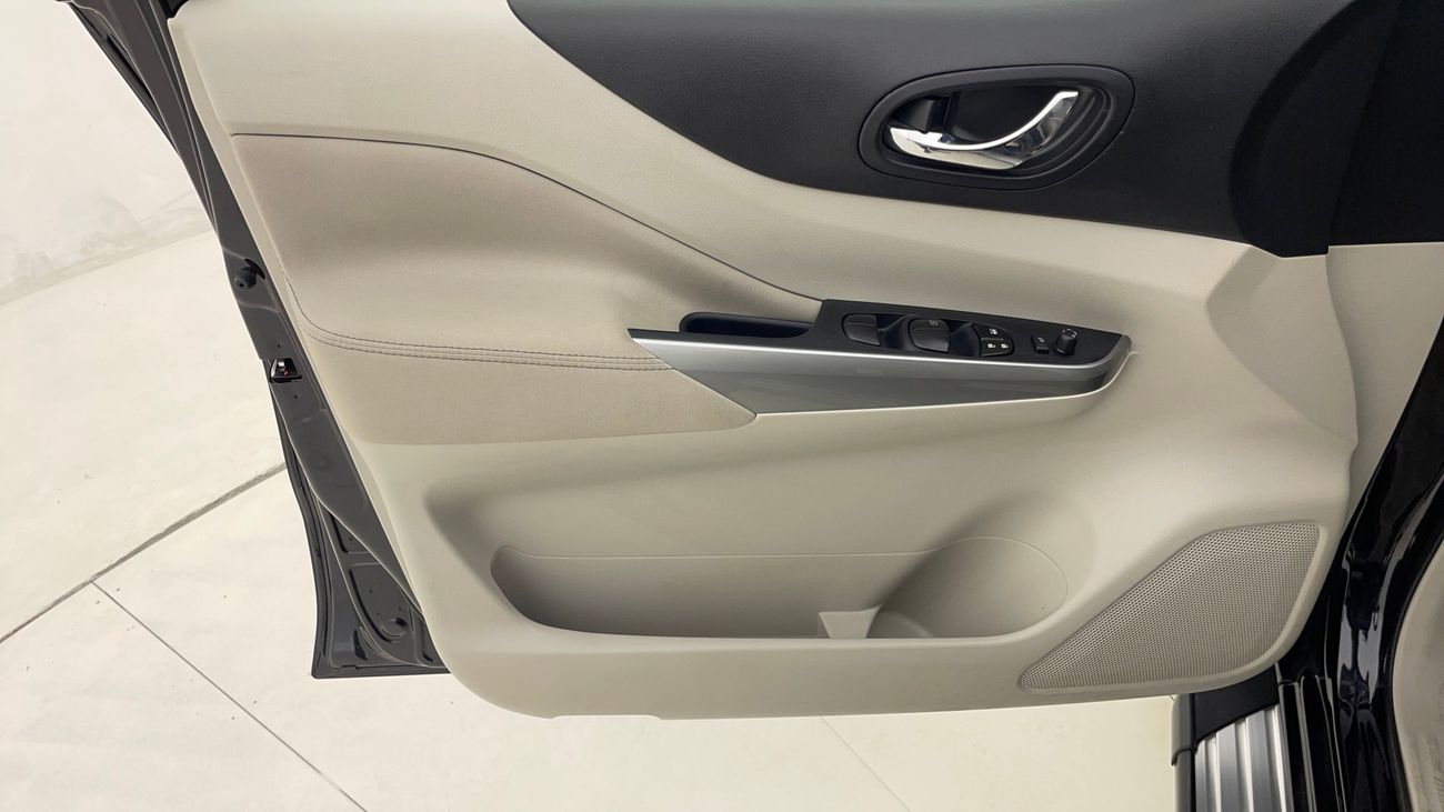 نيسان إكستيرا TITANIUM 2.5 | بدون دفعة مقدمة | اختبار القيادة في المنزل