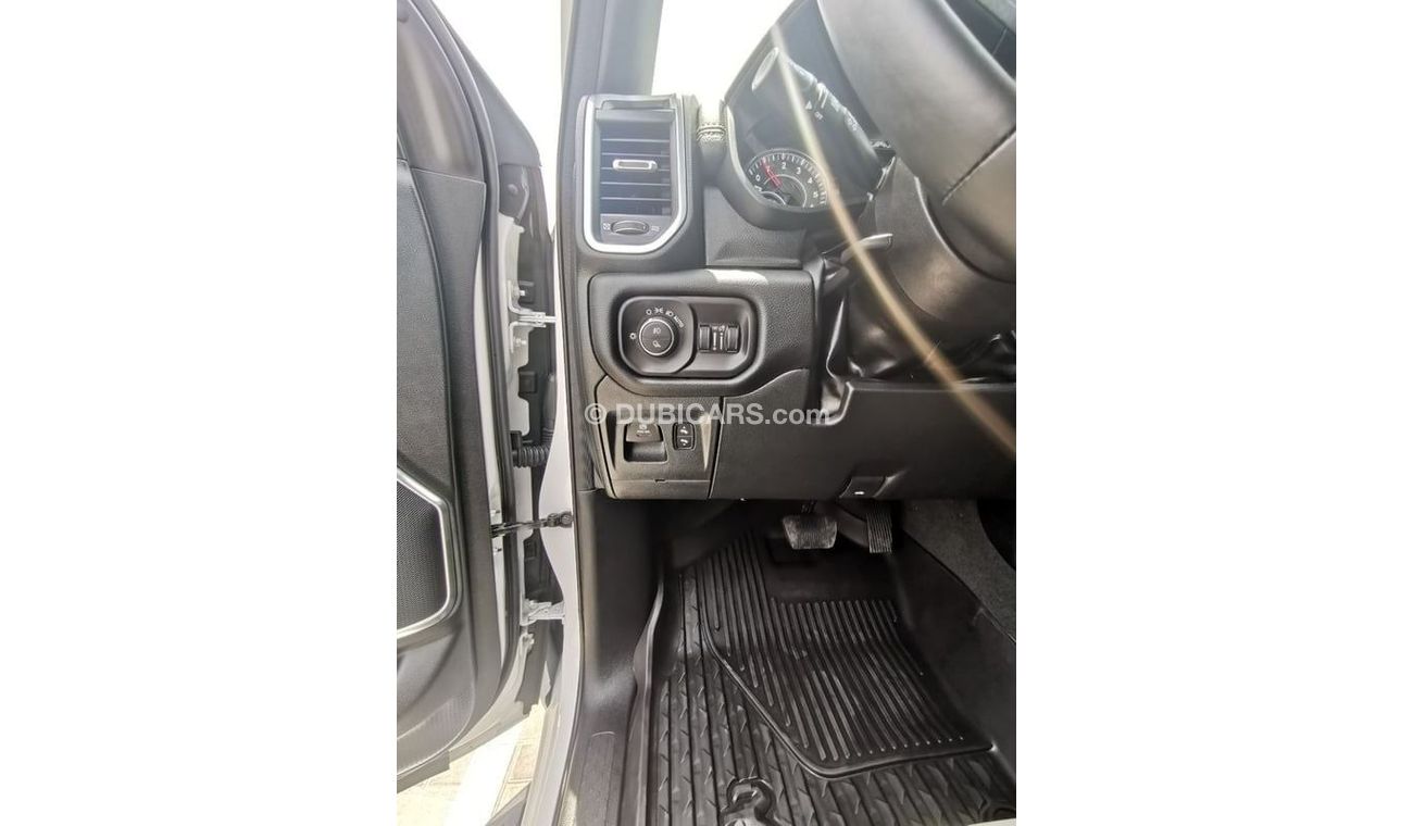 رام 1500 Dodge RAM Laramie - 2023 - White