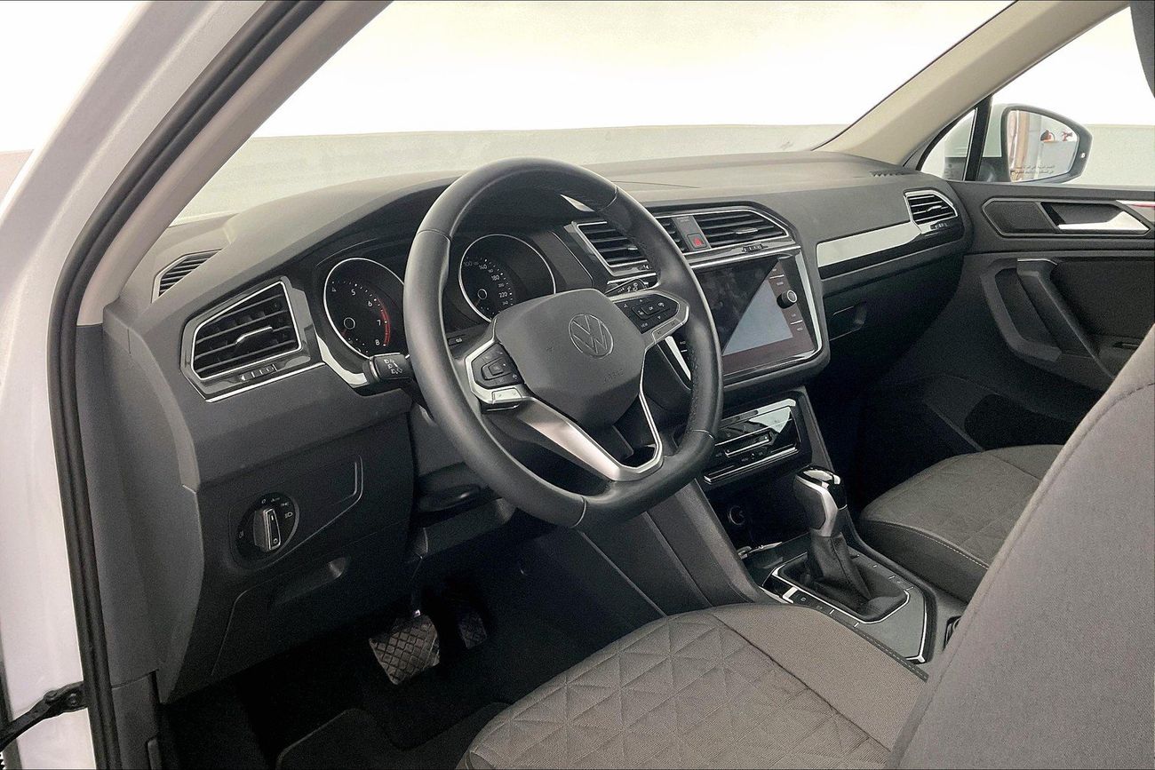 فولكس واجن تيجوان Life | شامل الضمان | 0 ﺪﻔﻋﺓ ﺃﻮﻟﻯ