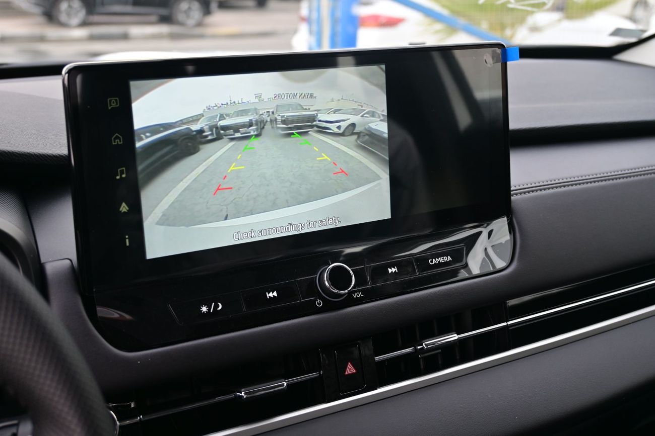 ميتسوبيشي آوتلاندر Mitsubishi Outlander Hi-Line 2.5L Petrol 4WD, Model 2026, Color White