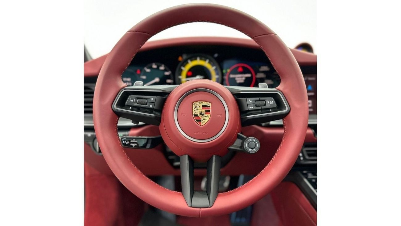 Porsche 911 *Brand New* 2024 Porsche 911/992 Carrera, April 2026 Porsche Warranty, Delivery Kms, GCC