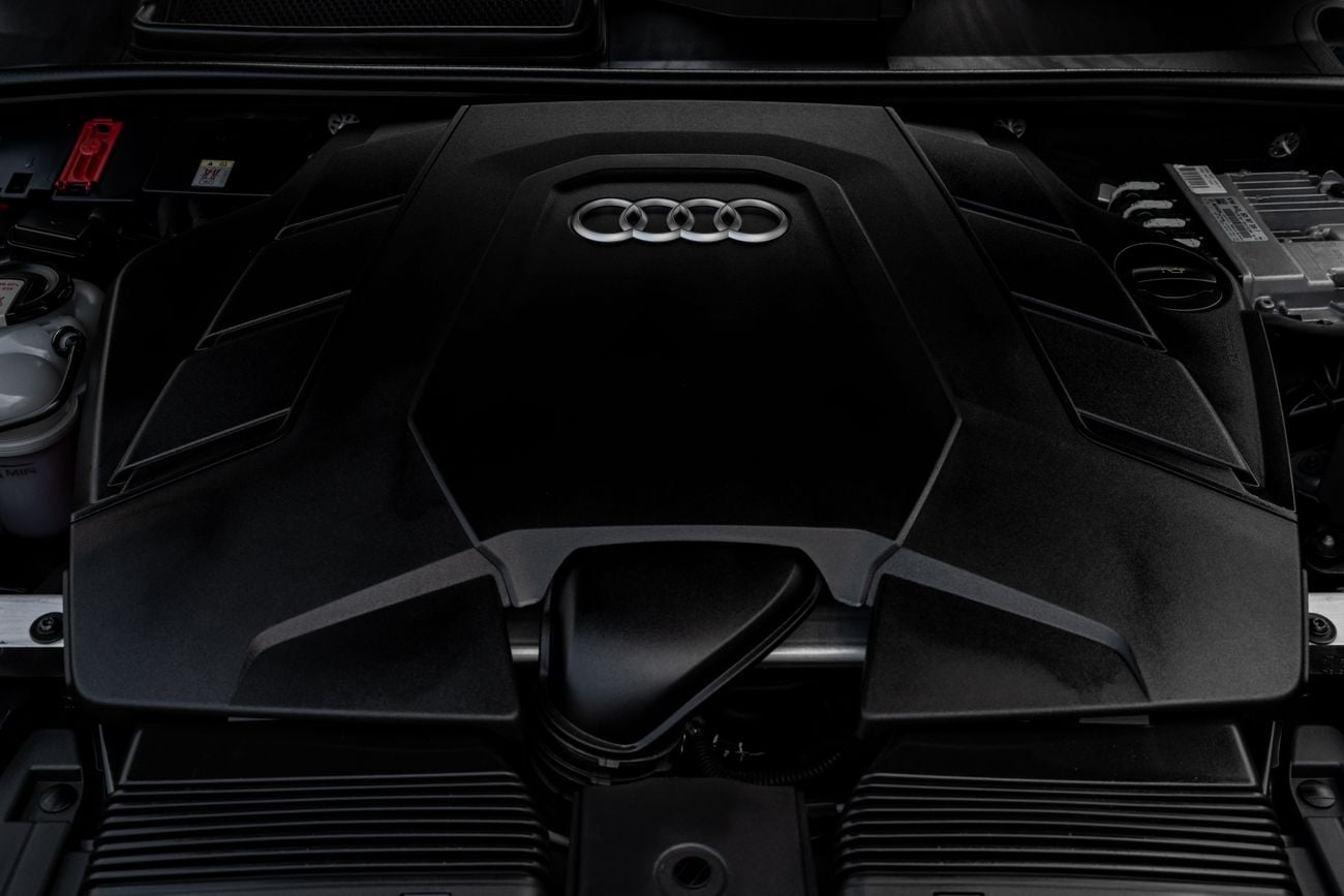 أودي Q8 Q8 55 TFSI Quattro | 3,917 P.M | 0% Downpayment | Recent Audi Service!